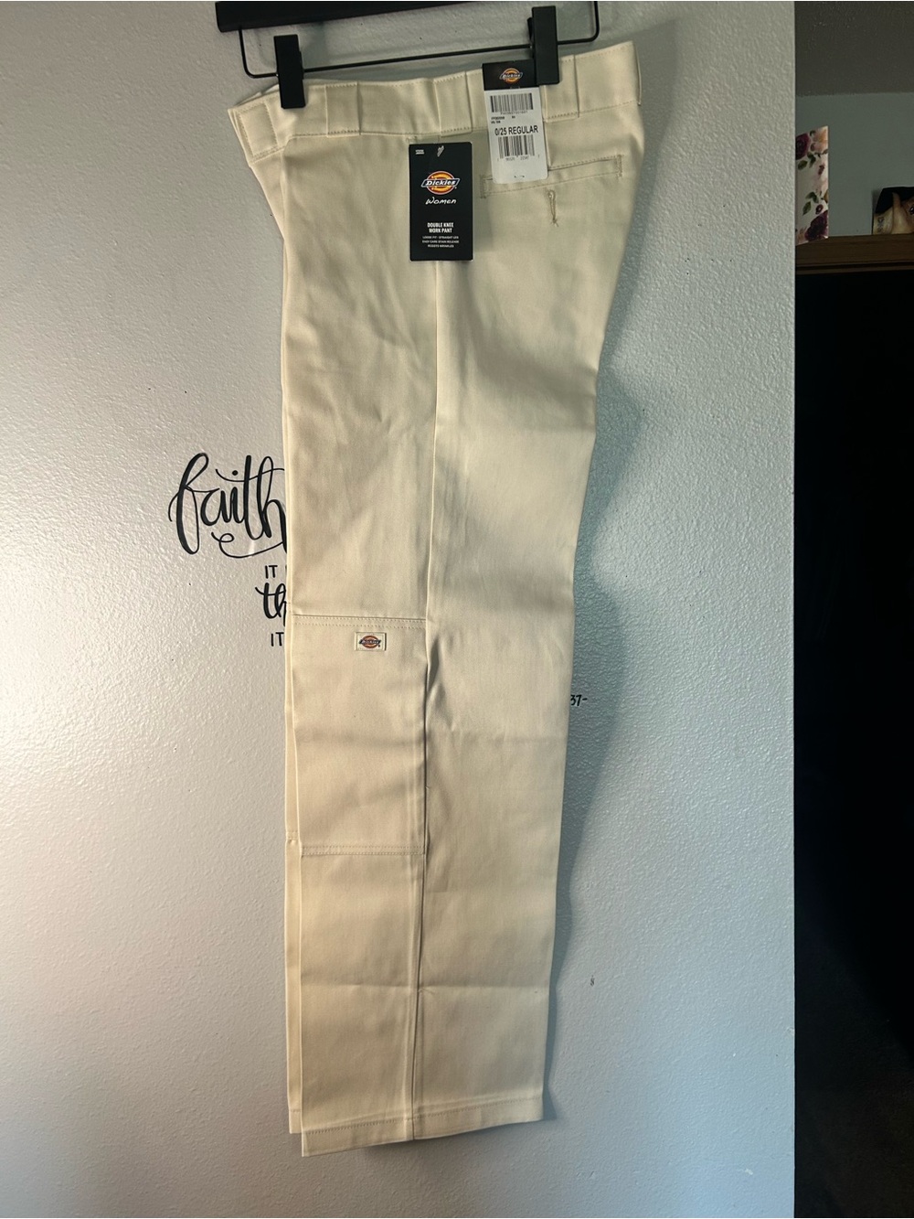 Dickies Women Boot Cut Jeans in Cream/Off-White